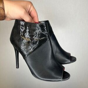 Charles Jourdan Paris Womens Black Leather Snakeskin Peep Toe Ankle Boots 7M